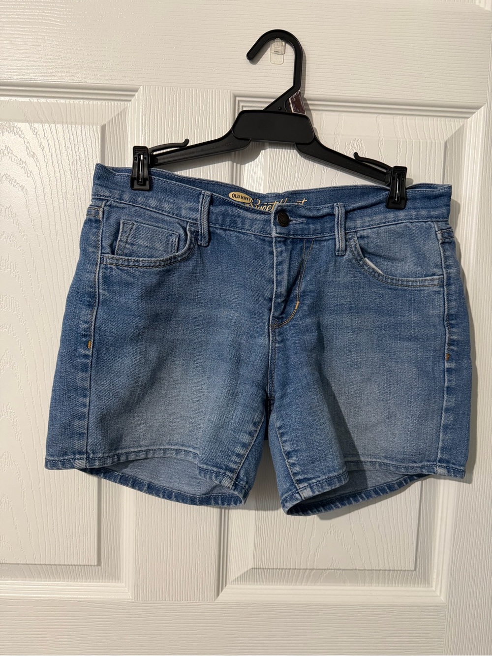 Old Navy Light Blue Denim Women’s Jean Shorts